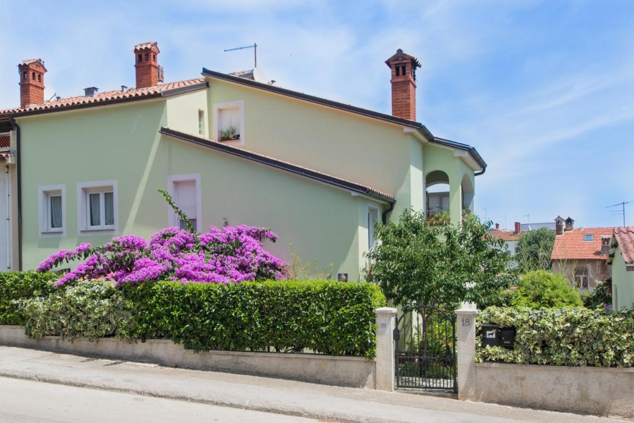 Piccola Pineta Apartamento PUY Exterior foto