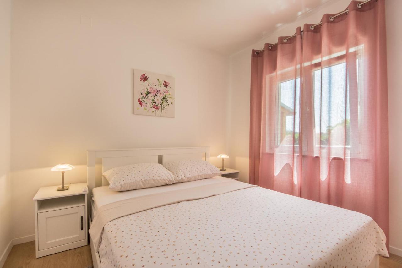 Piccola Pineta Apartamento PUY Exterior foto