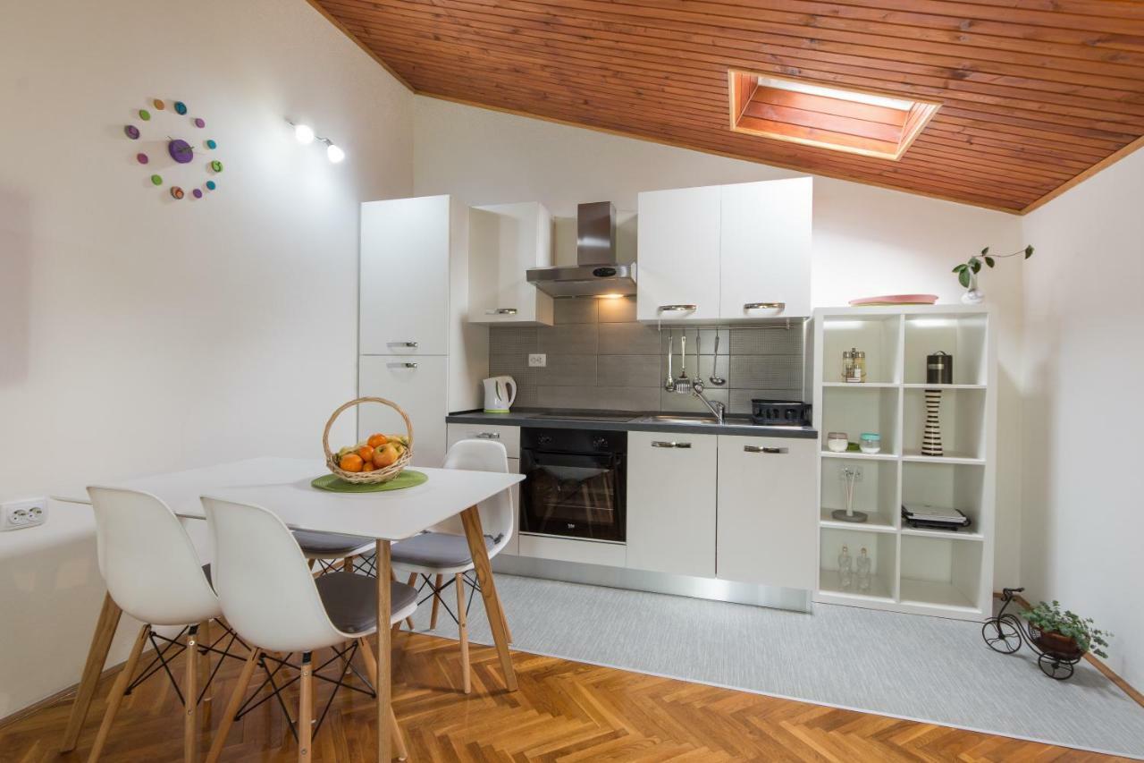 Piccola Pineta Apartamento PUY Exterior foto
